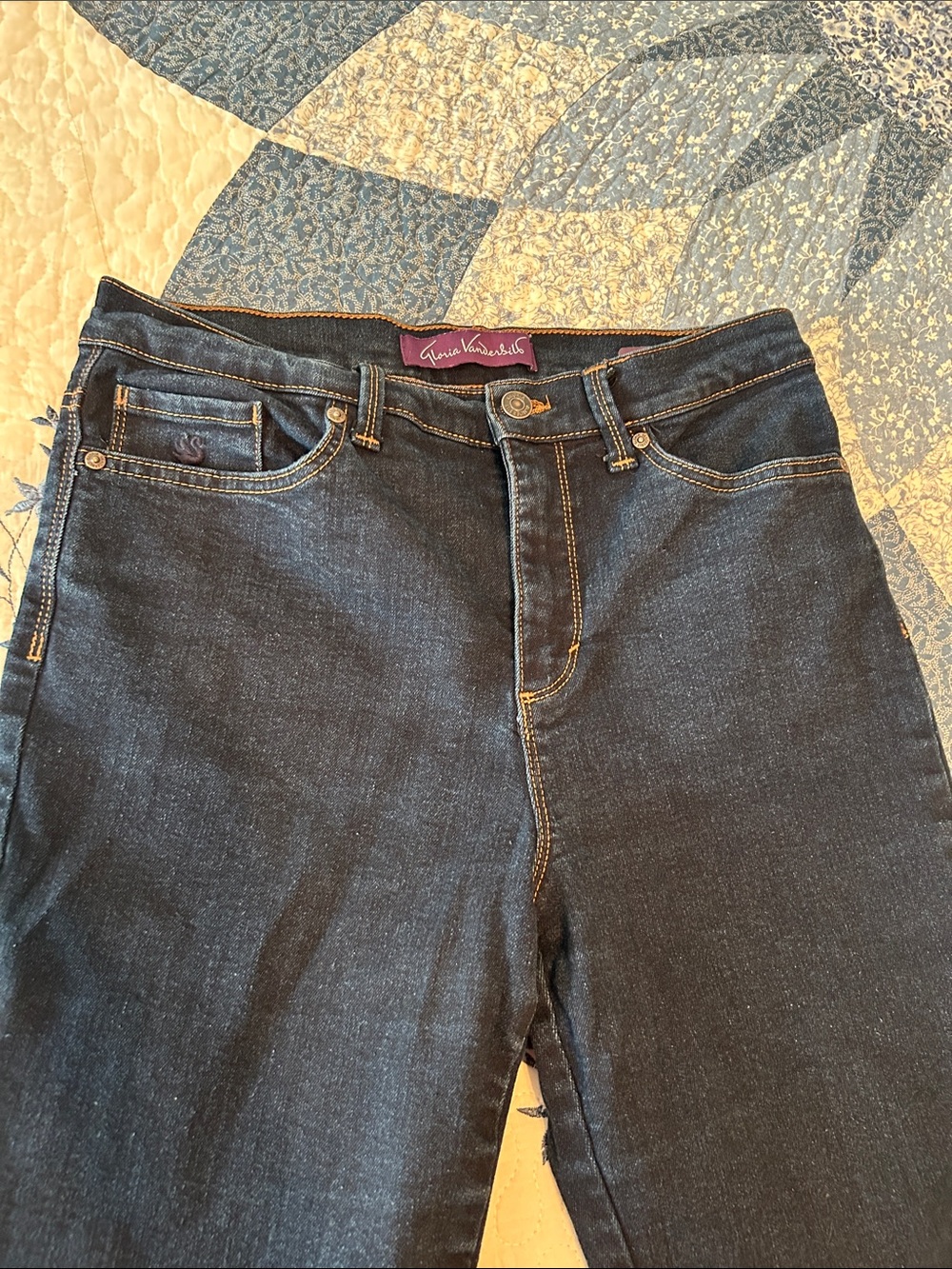 Gloria Vanderbilt Dark Blue Straight Leg Jeans